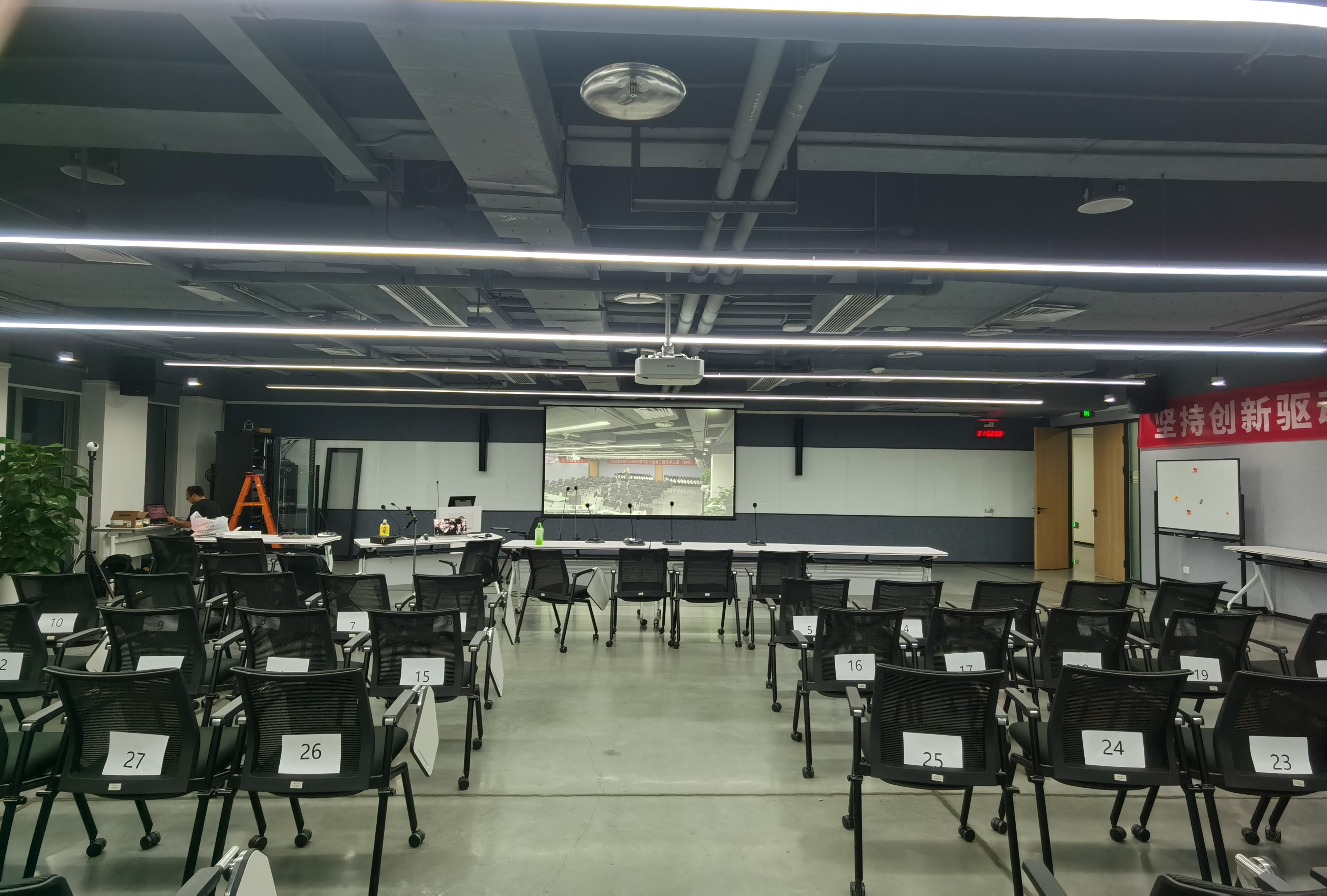 全景1.jpg 全景1.jpg